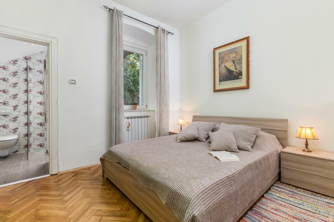 רייקה Apartman Villa Carolina מראה חיצוני תמונה