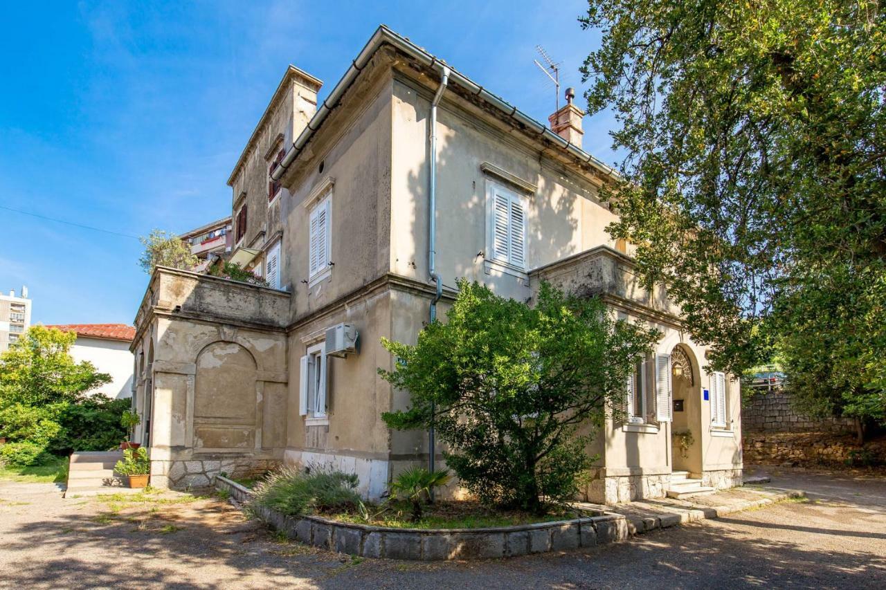 רייקה Apartman Villa Carolina מראה חיצוני תמונה