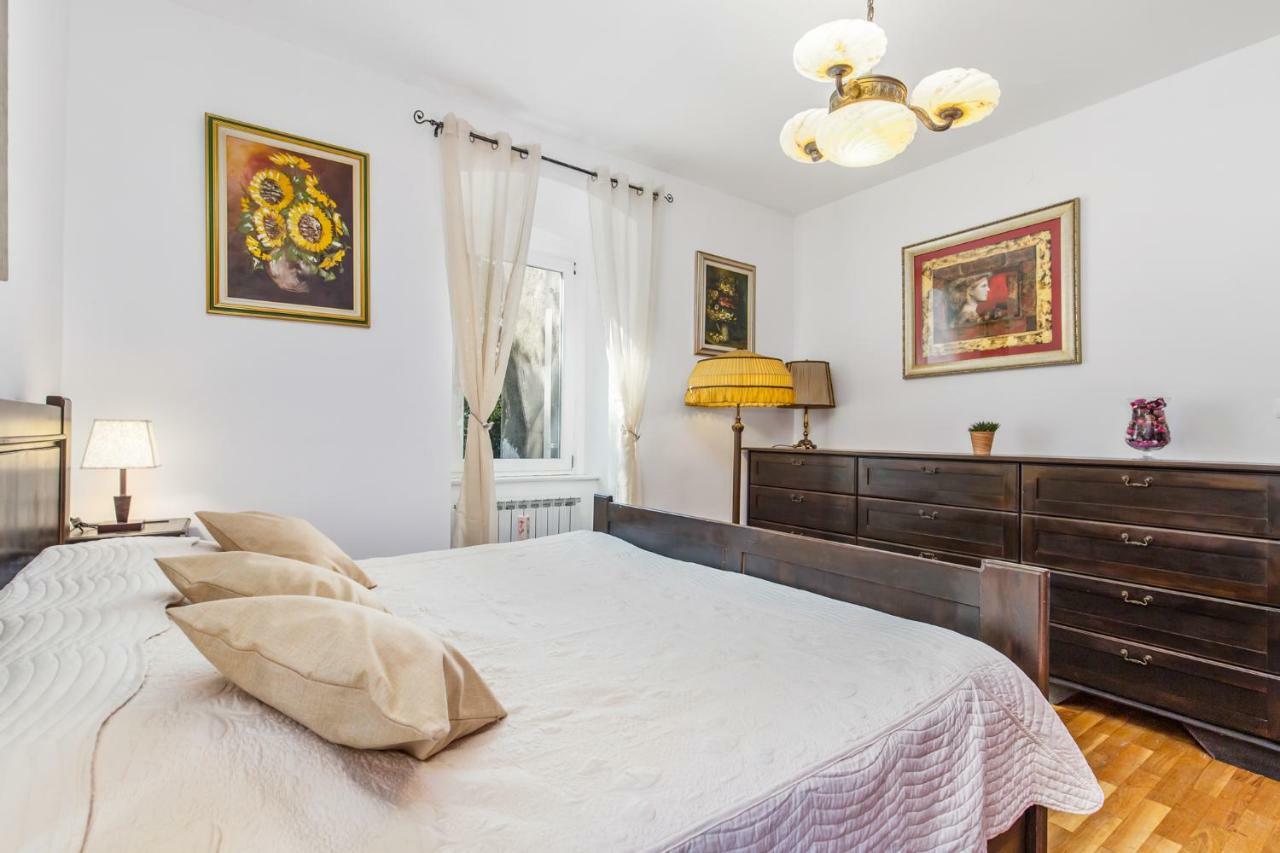 רייקה Apartman Villa Carolina מראה חיצוני תמונה